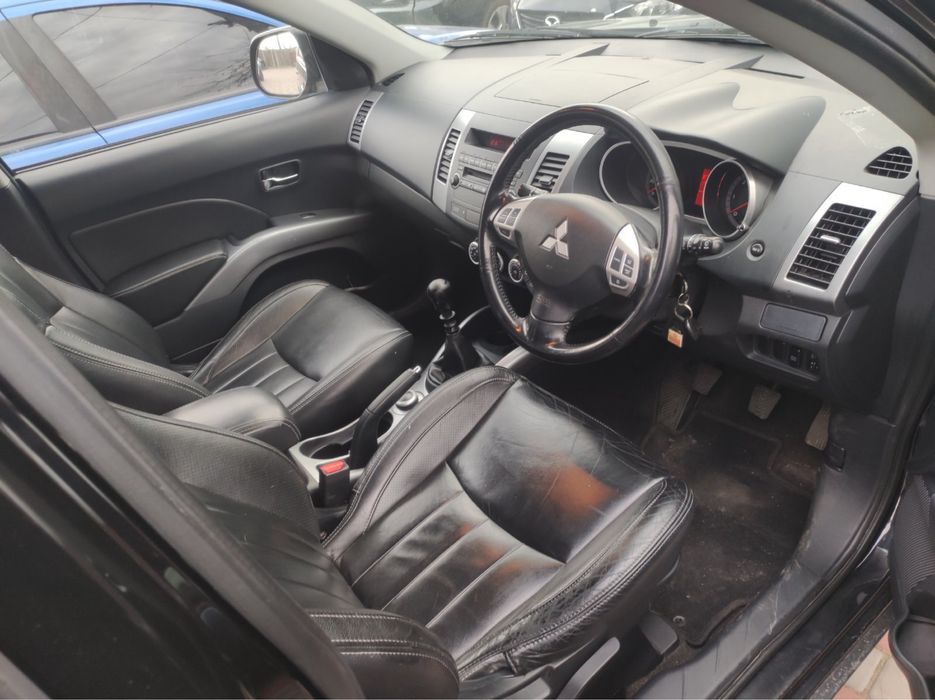 Розборка.Разборка.Митсубиши Оутлендер ХЛ.MITSUBISHI OUTLENDER XL