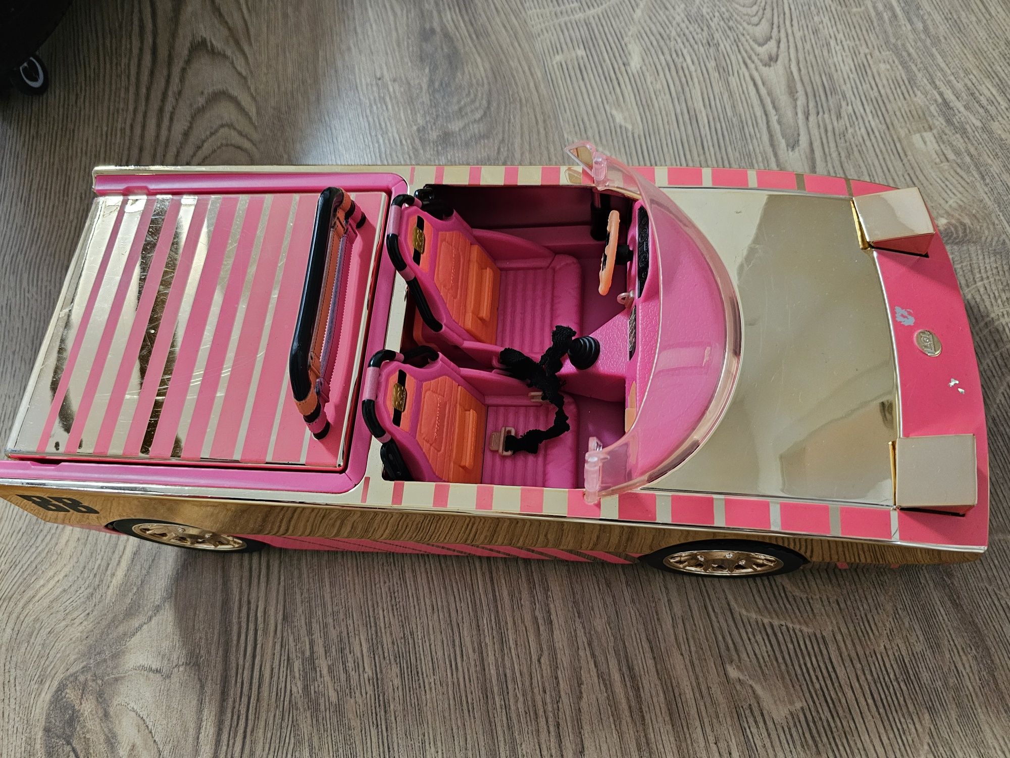 Samochód auto LOL surprise różowe z basenem