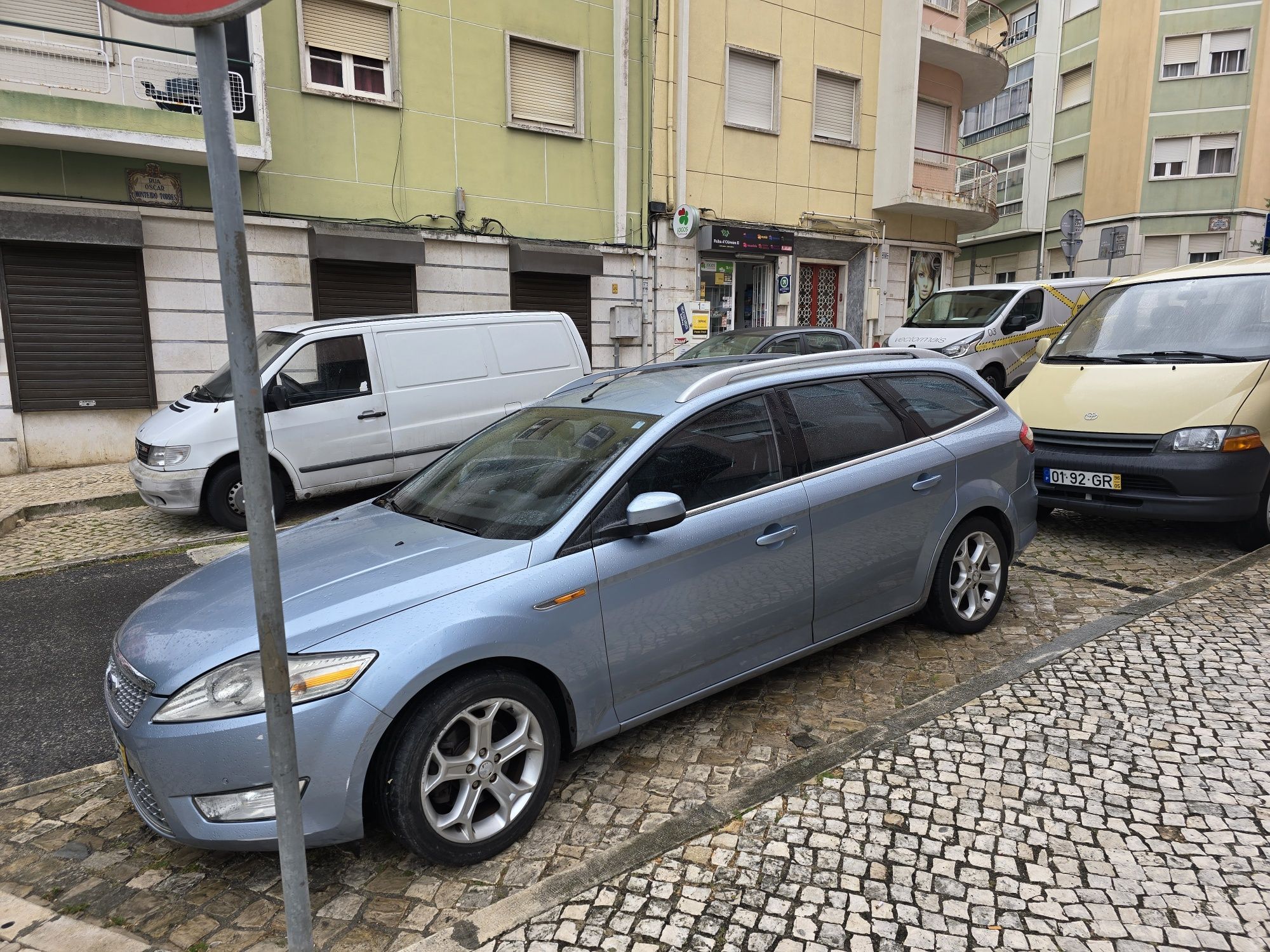 Ford  mondeo  140cv