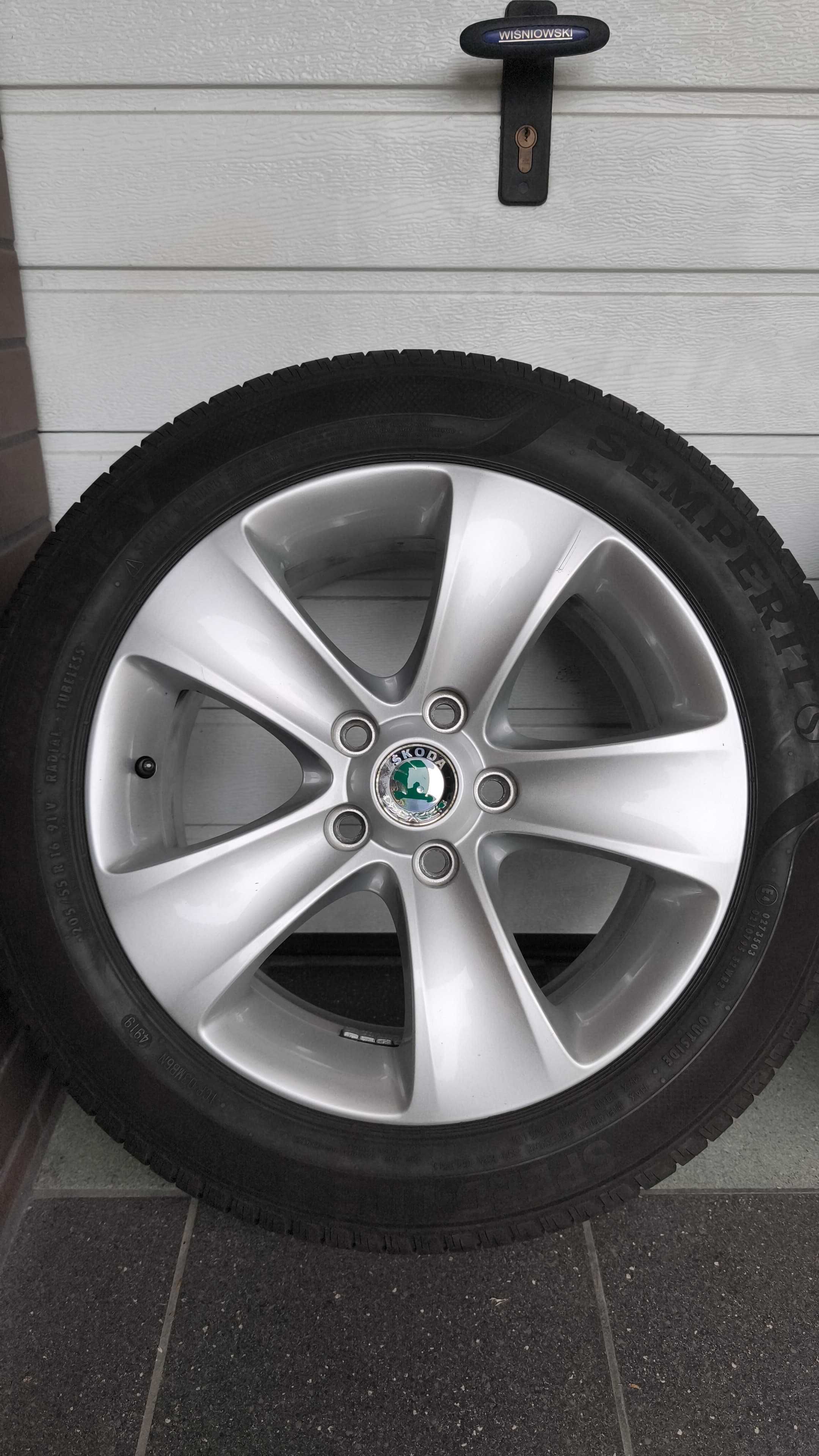 Koła 16" Skoda Octavia Yeti Audi Vw lato 205/55/16 5x112 (OL1904)