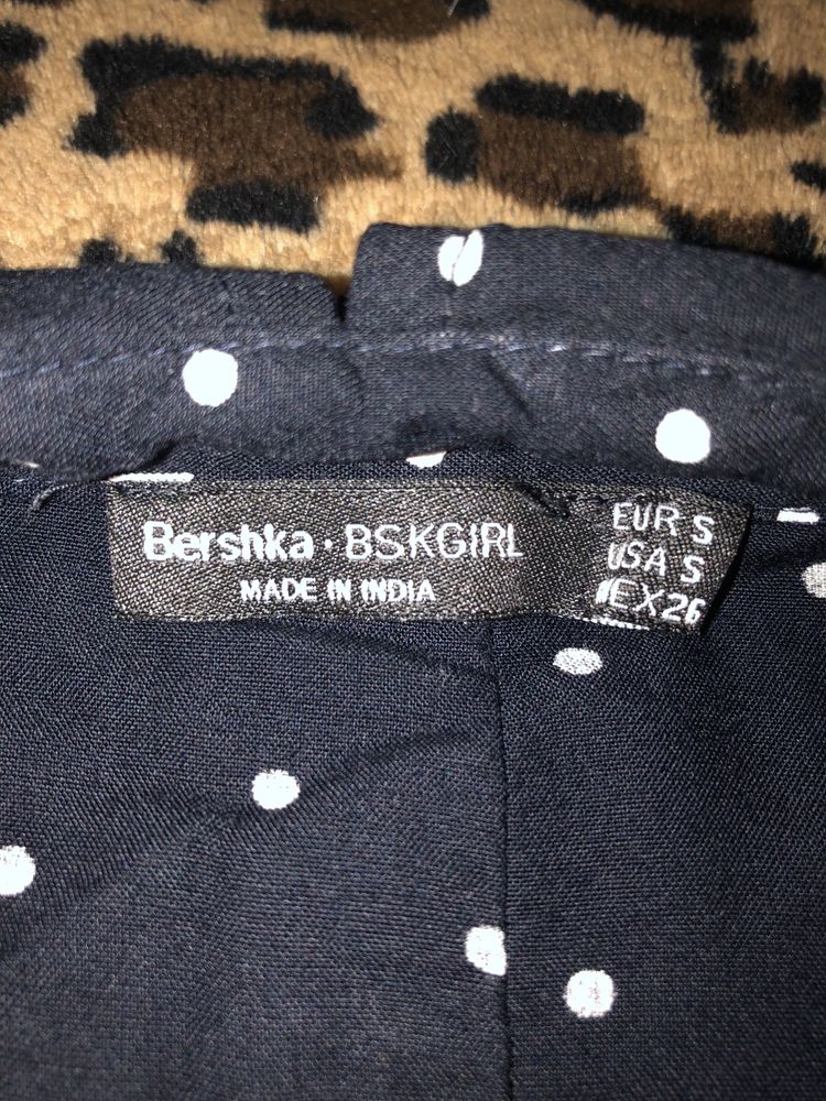 Camisa polka dot da Bershka tamanho S usada uma vez.