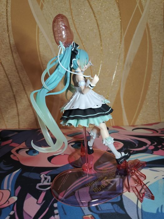 Оригінальна фігурка Hatsune Miku - Birthday 2025
