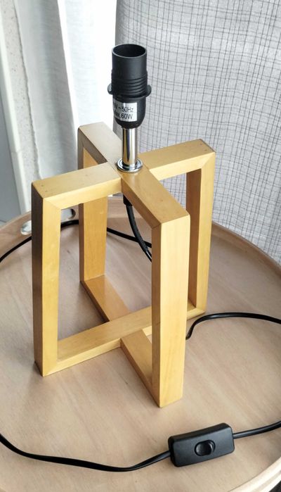 Lampa drewniana, nowoczesna, stołowa, wysokość 25cm