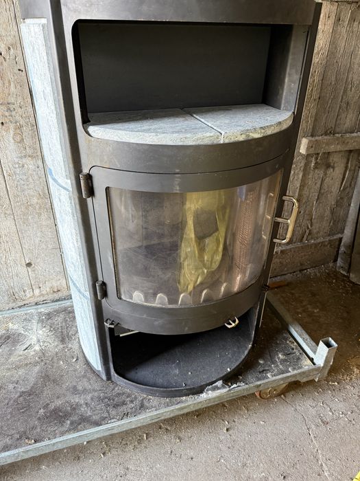 Kominek wolnostojący 9kW