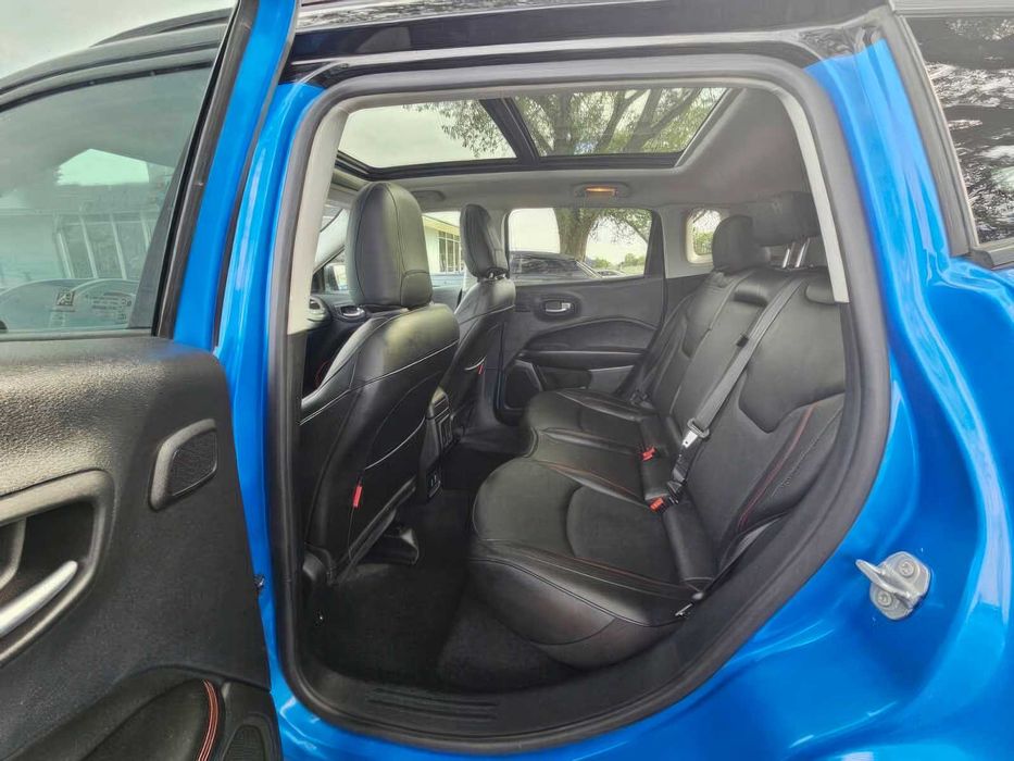 Jeep Compass Trailhawk      2021