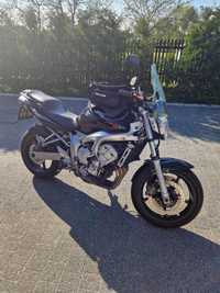 Yamaha FZ6 600.