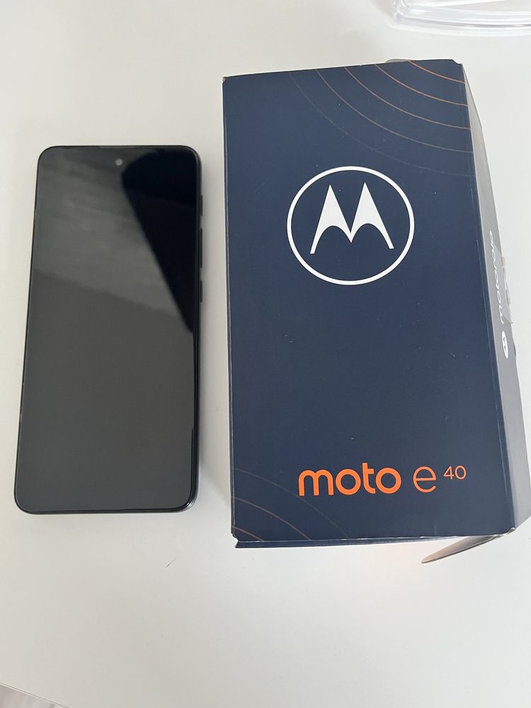 Sprzedam smartfona motorola e40