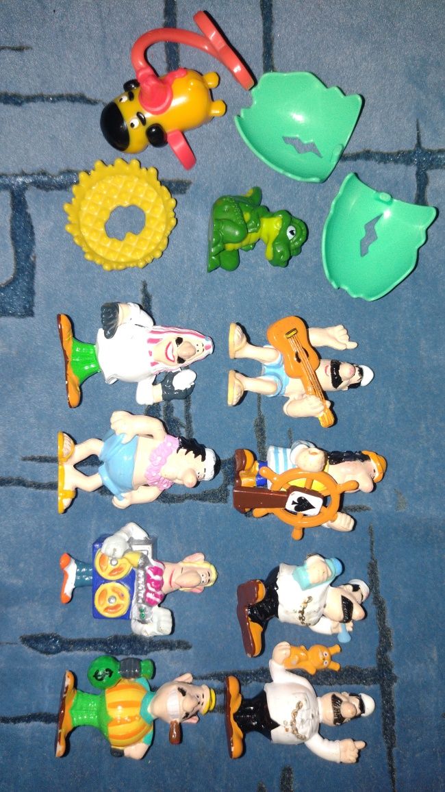 Игрушки из киндеров