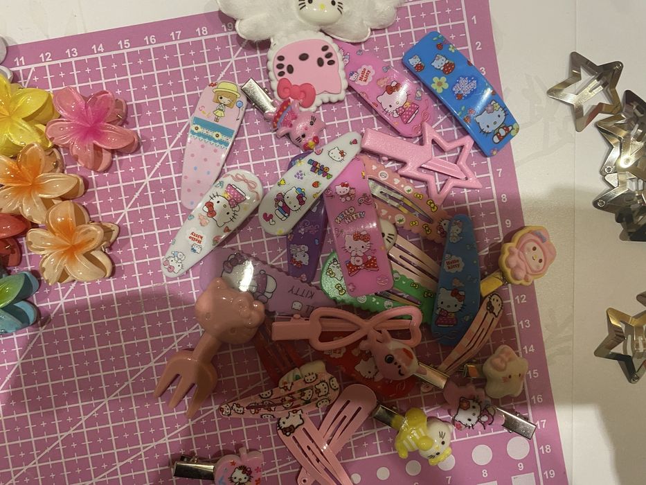 Продам набір заколок/крабіків для волосся для дівчаток, нові!!