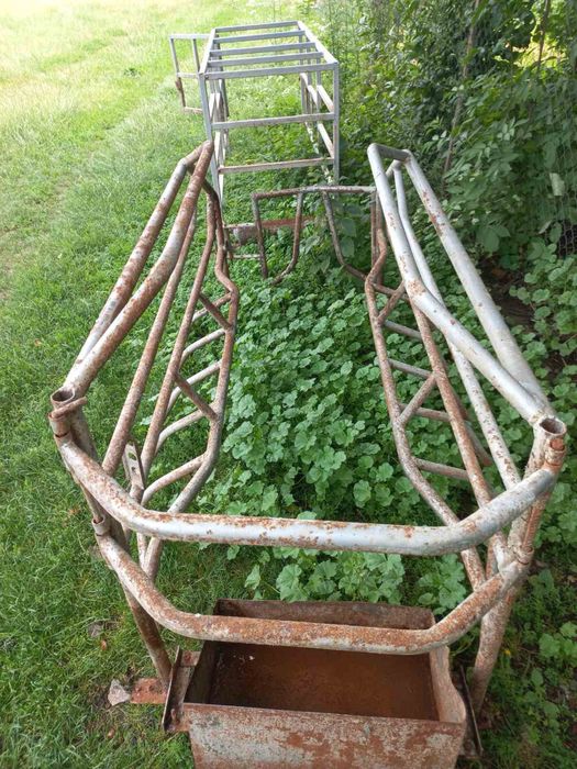 Станки під свиноматки