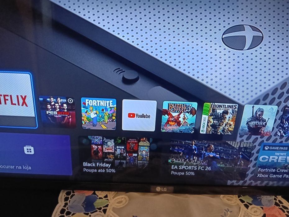 Xbox One Slim 1 terabyte