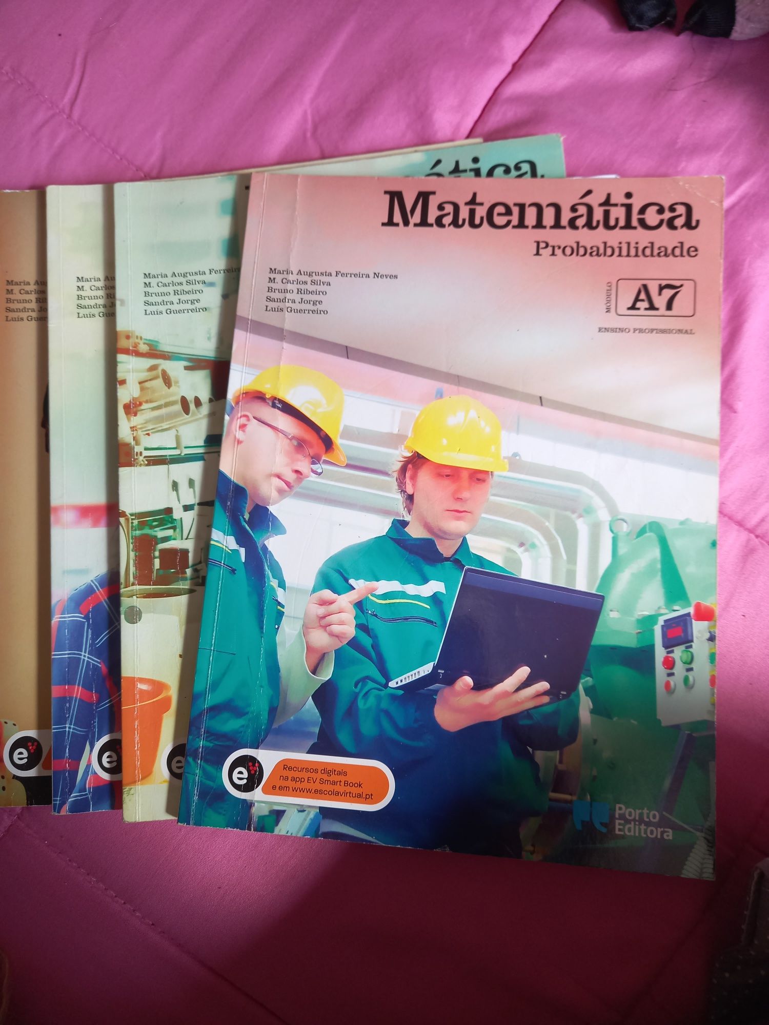 Livros de ensino profissional de Matemática