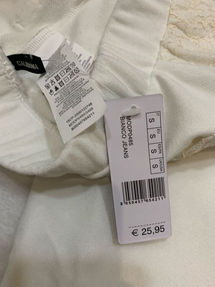 Calzedonia nowe spodnie kremowe legginsy rozmiar s