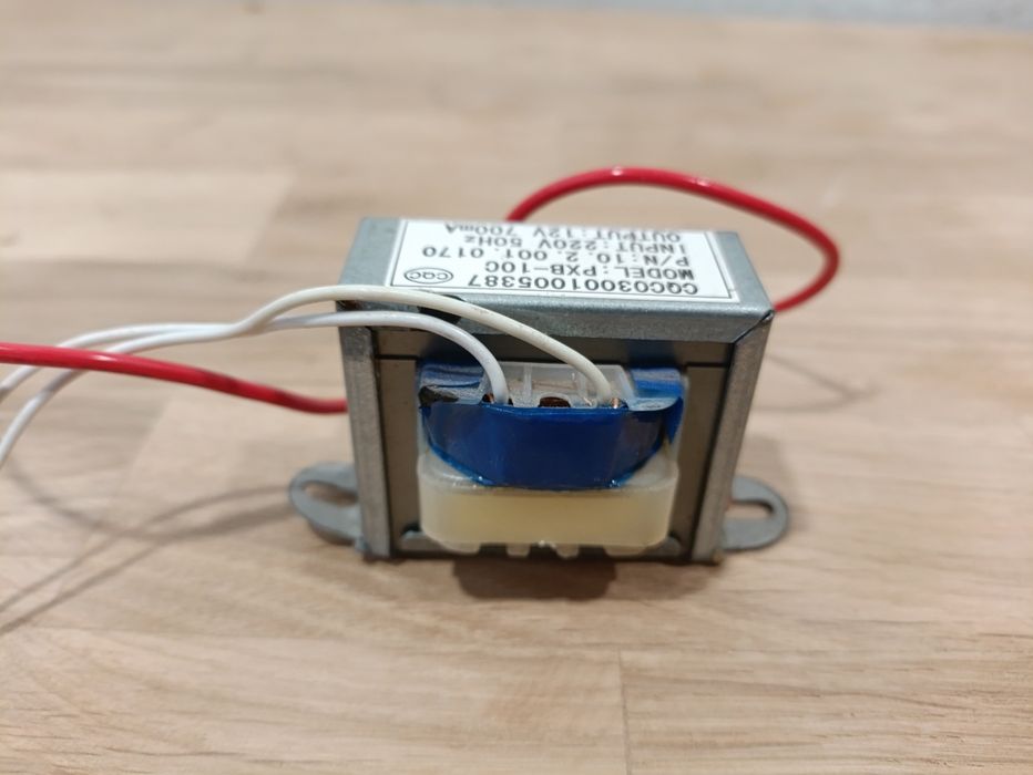 Трансформатор від колонок 12V 700mA