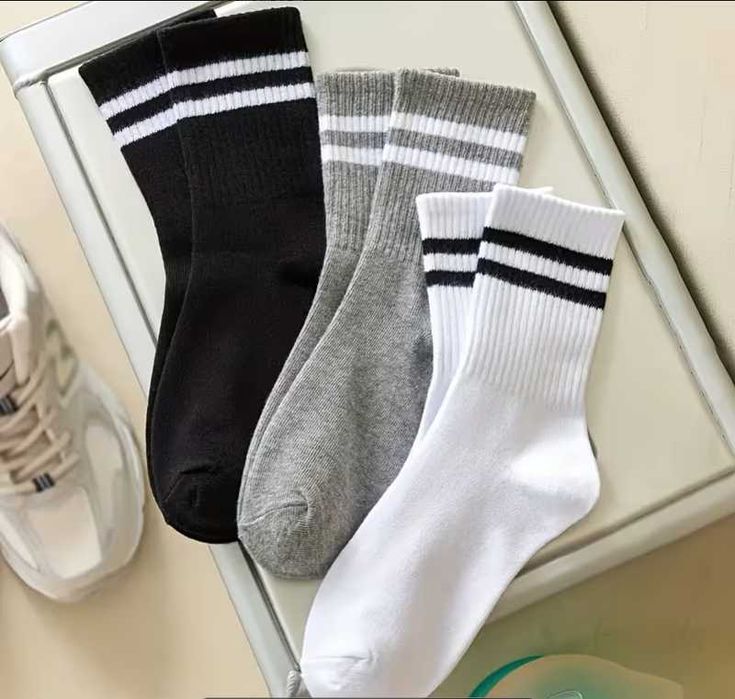 Шкарпетки високі / 10 пар / білі чорні сірі / унісекс / street style