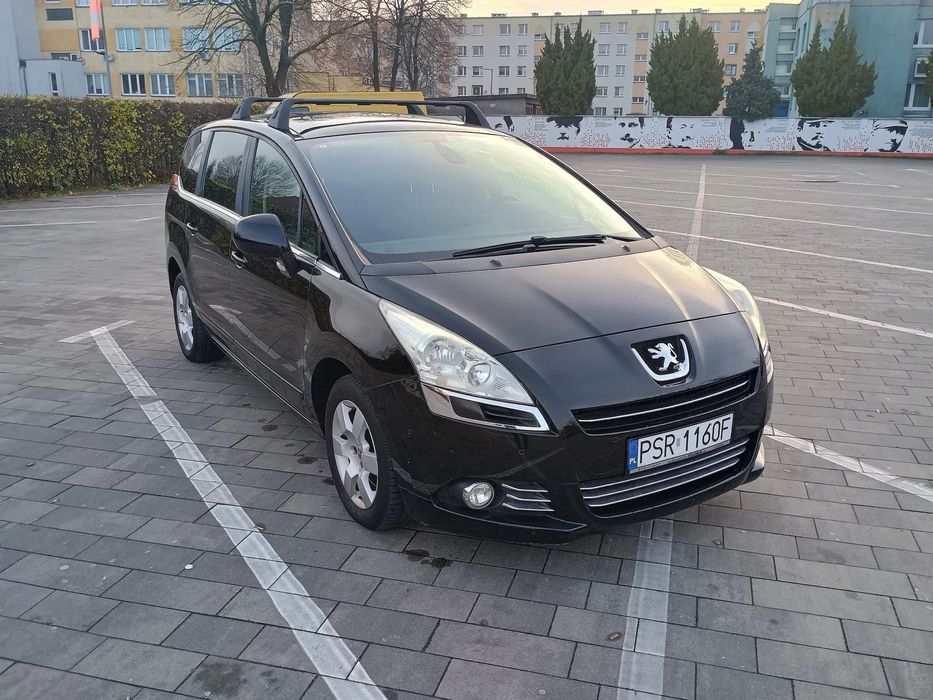 Peugeot 5008 bardzo dobry stan, zadbane wnętrze, 3x isofix, panorama