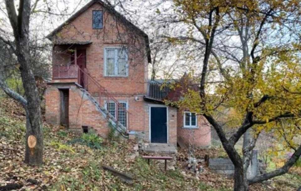Продаж дачі у тихому місці Високого, в садовому товаристві.