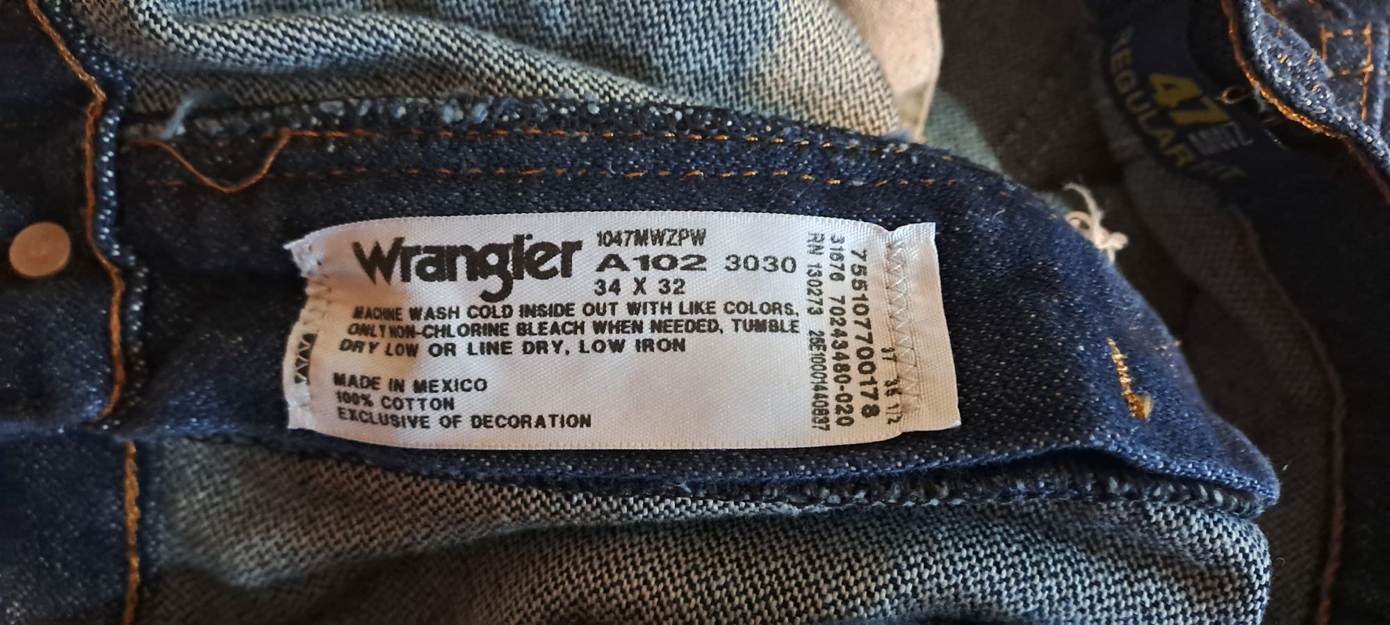 Джинсы Wrangler 47 mwz  W34 L32