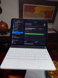 Ipad pro 11" 2 geração com teclado Magic  white novo