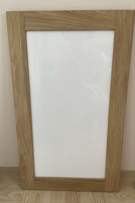 Tablica magnetyczna suchościeralna