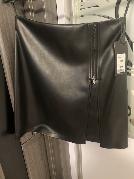 Шкіряна спідниця нова