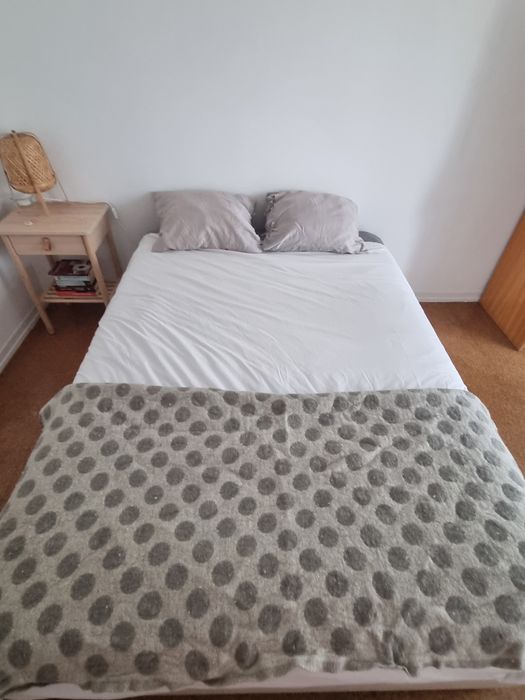 Cama Malm sem cabeceira com/sem colchão