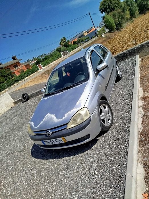 Vendo carro Corsa com motor avariado