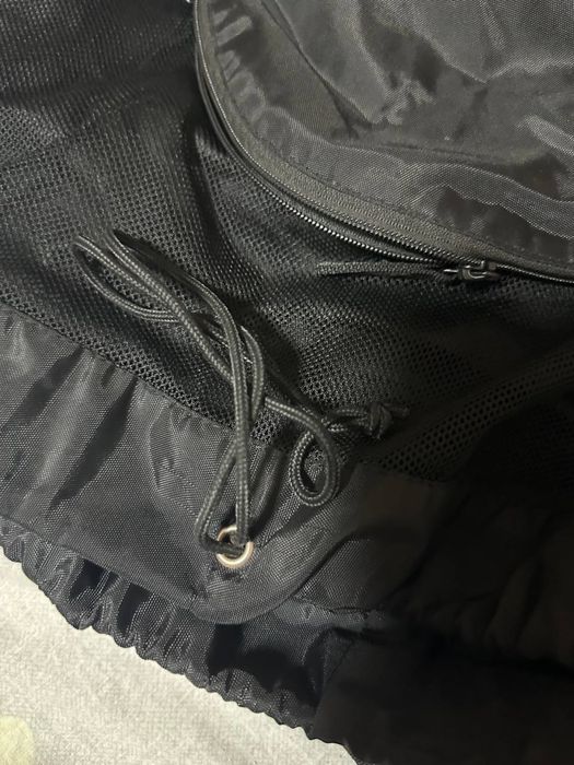 Спортивний рюкзак Asics.