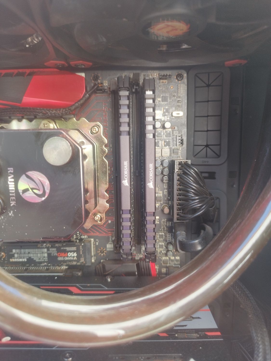 Komputer gamingowy+ monitor 100% sprawny !