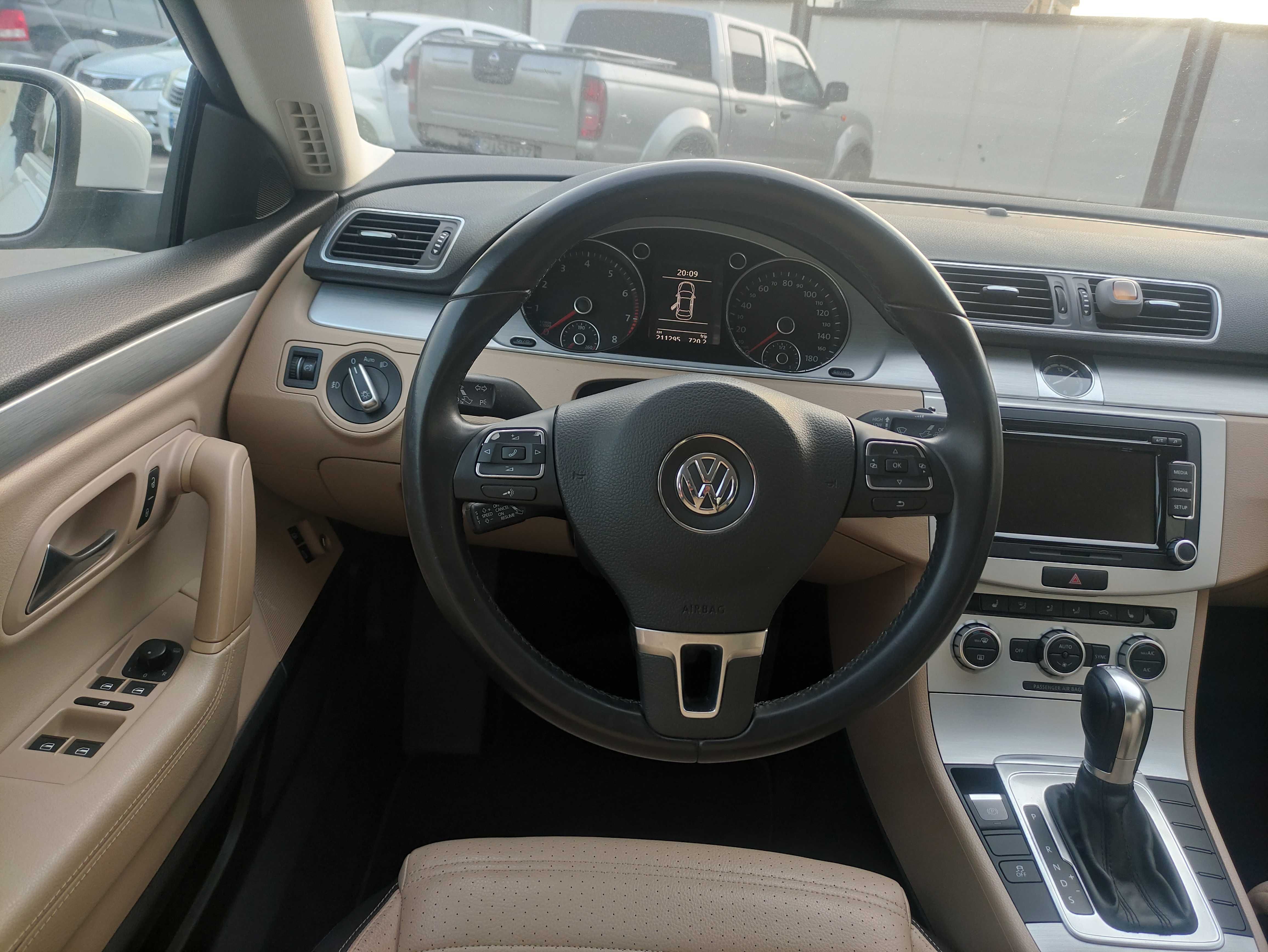 Volkswagen CC  2013