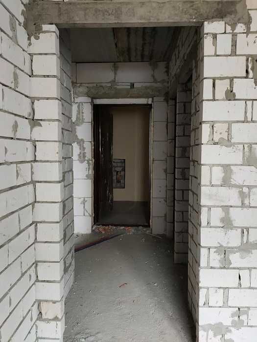 Продам свою 2-комнатную квартиру в ЖК "Мира-3", дом 16