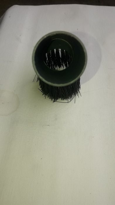 30 мм. Щетка Насадка Универсальная для Пылесоса  !