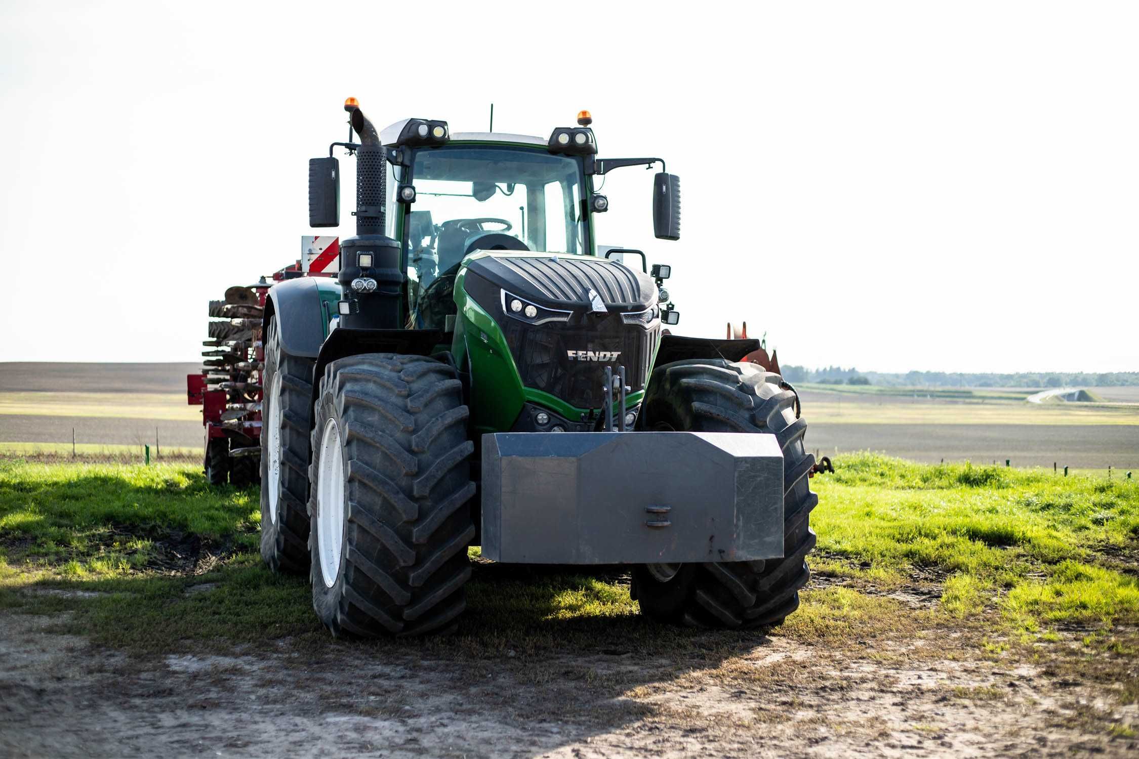 Wynajem ciągnika rolniczego Fendt/John Deere/Massey Ferguson