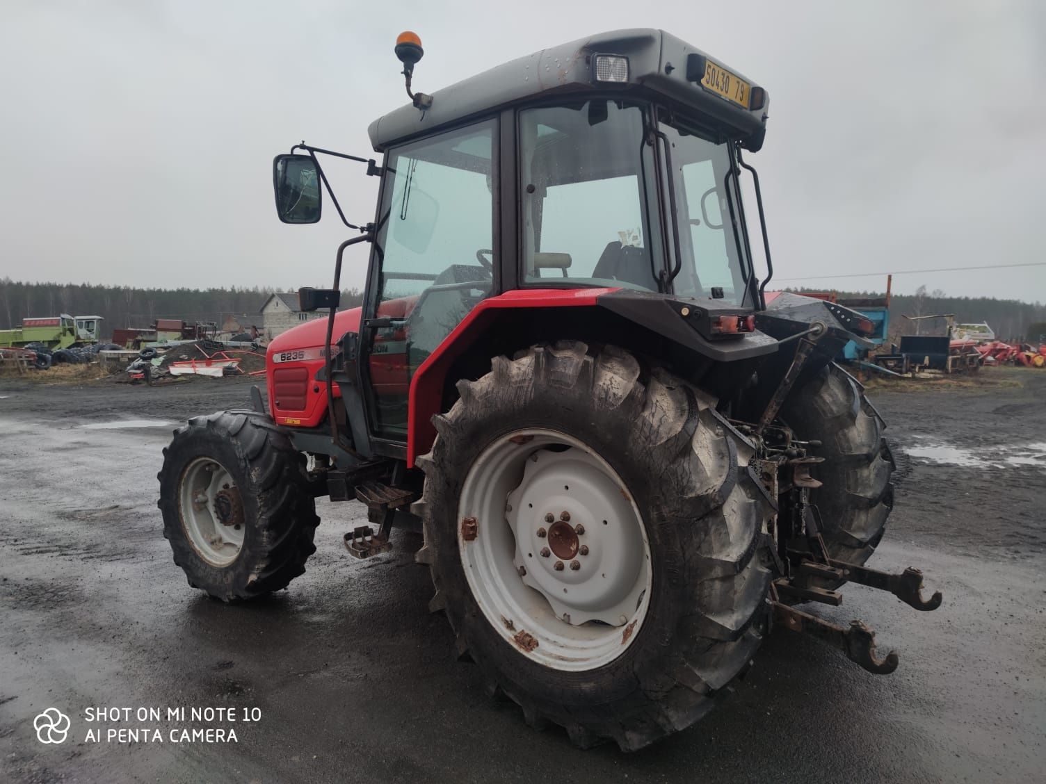 Massey Ferguson 6235  4x4  / moc 80 km