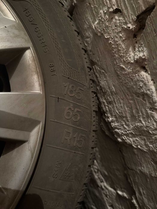 Komplet kół zimowych 185/65 R15