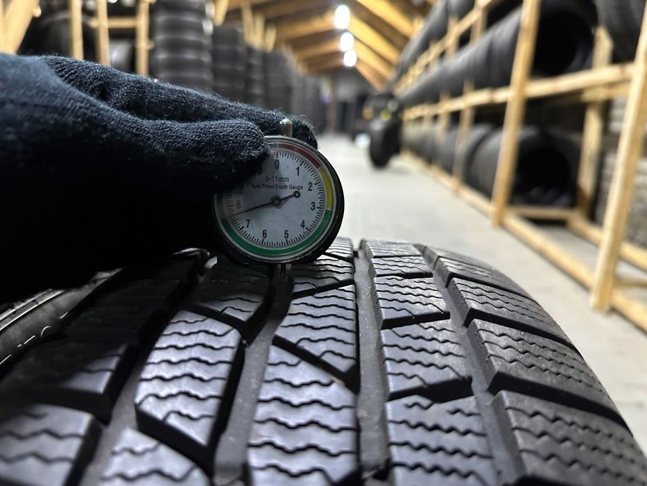 Шини зима 205/50R17 Continental TS830 7.5-8.5мм 4шт