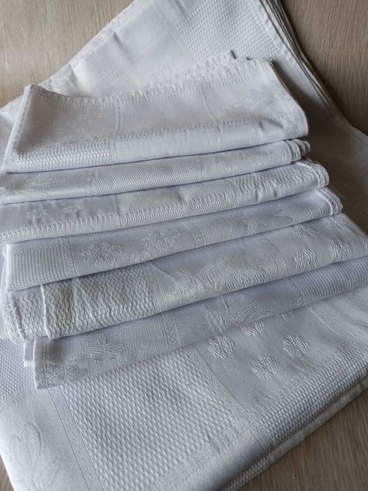 Скатерть + 6 салфеток белоснежные