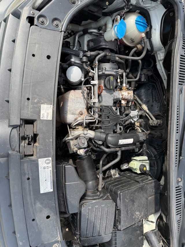 Volkswagen Caddy 2011