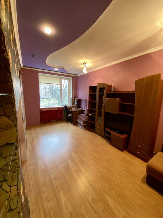 Продам 1 кв село Новогувинське