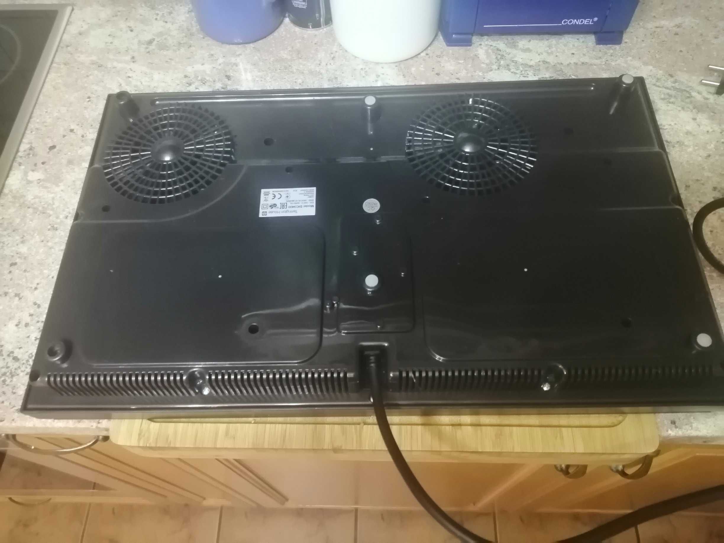 Kuchenka indukcyjna 2 palniki przenosna 1400 i 2000W  Model DIC 3400