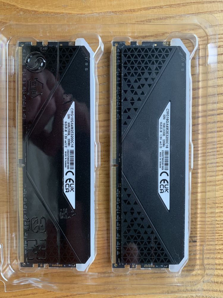 Corsair Vengeace CMG16GX4M2E3200C16 DDR4 16Gb [8Gbx2 ] for AMD