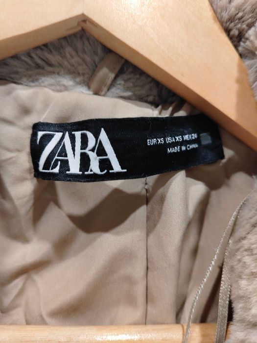 Futerko damskie Zara szaro beżowe stan idealny XS