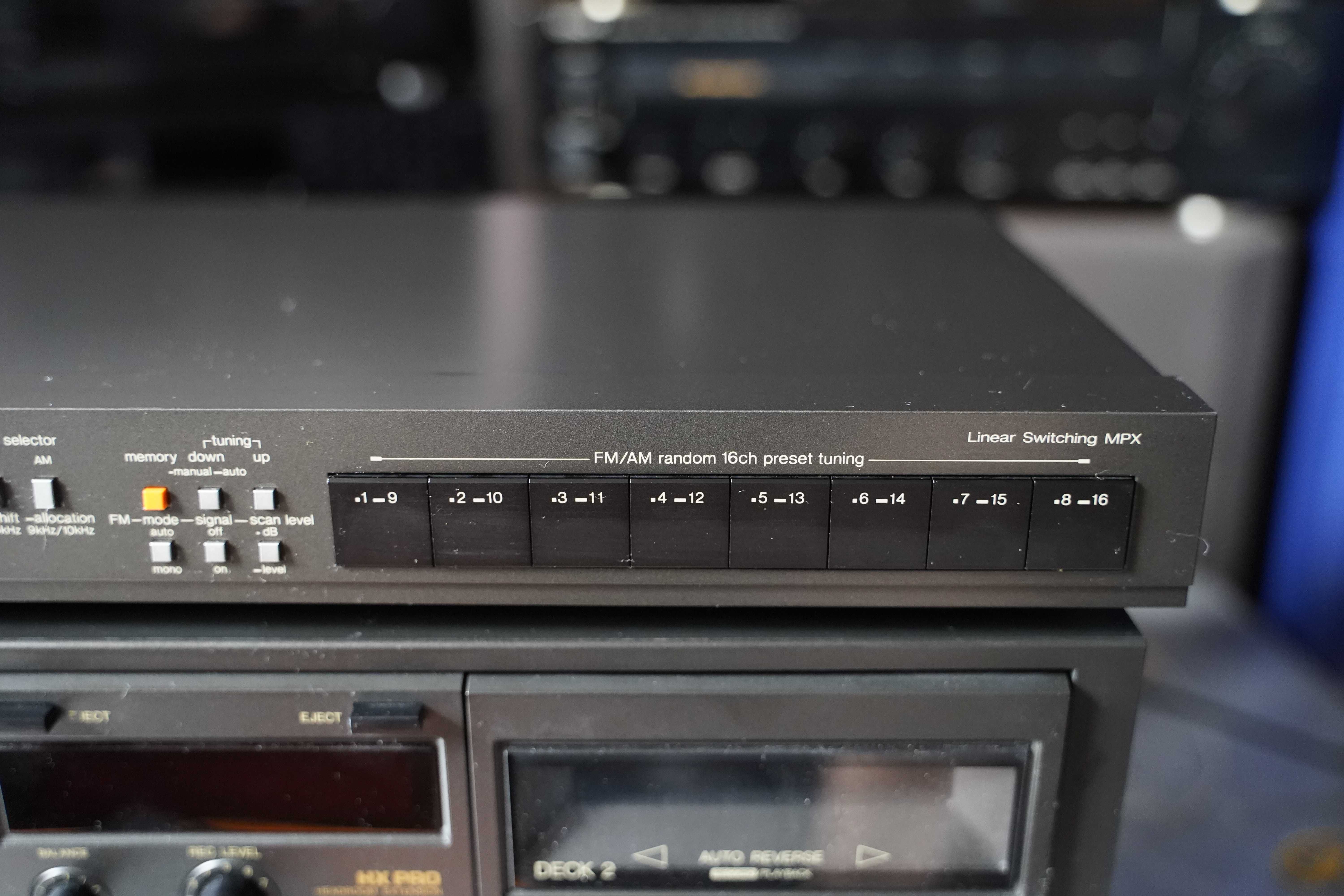 Tuner Technics ST 3-cyfrowa synteza częstotliwości sterowana kwarcem