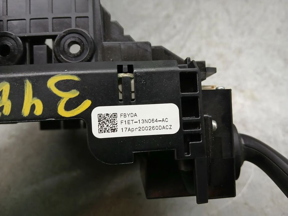 Conjunto / manetes de luzes e limpa vidros FORD Focus III