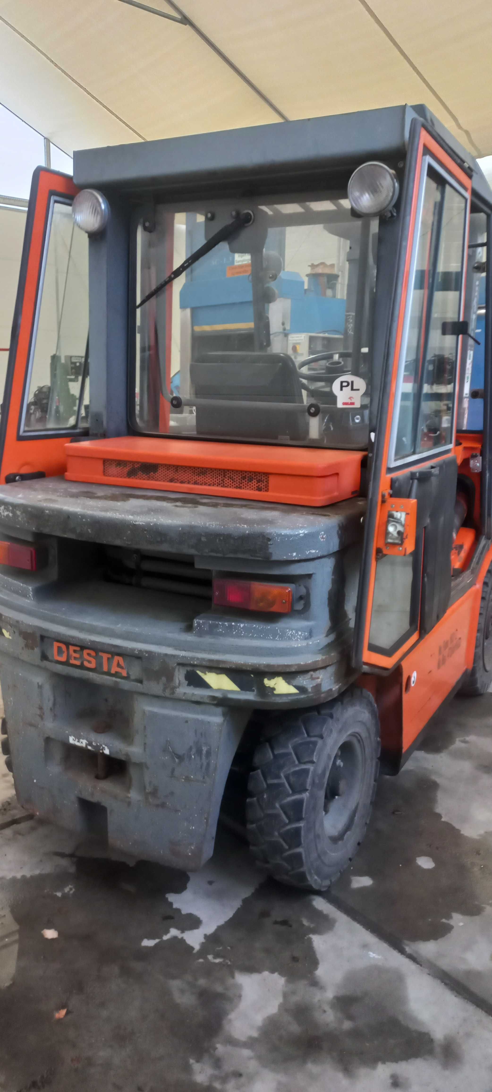 Wózek widłowy Desta kabina automat 3200 kg. diesel 4000 mth. na umowę