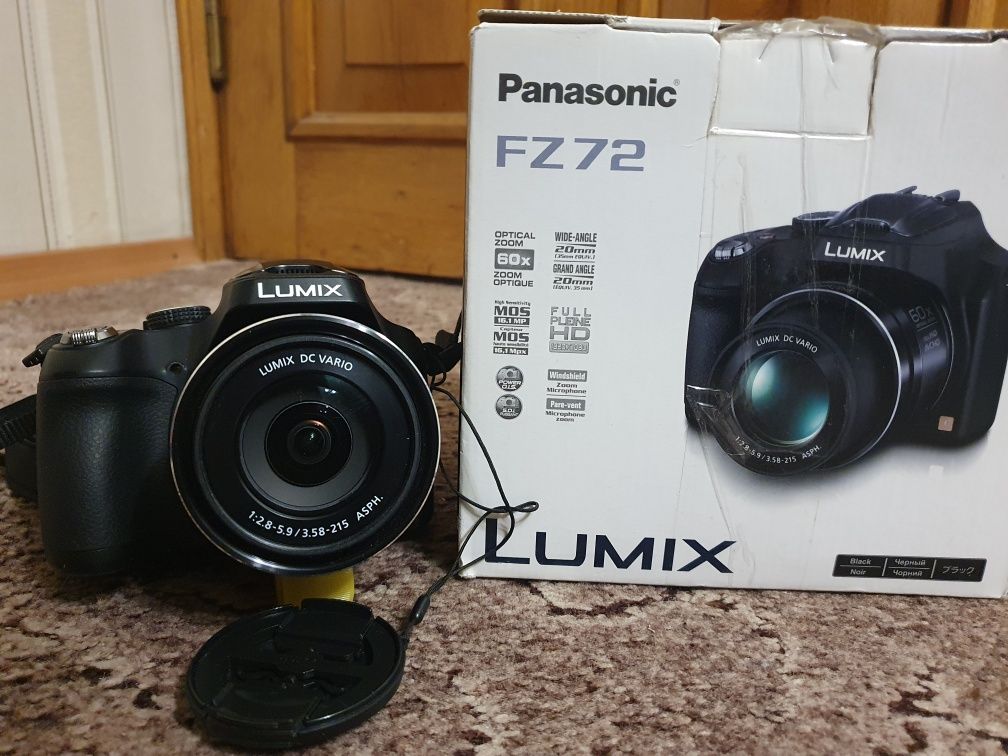 Новий фотоапарат Panasonic DMC-FZ72 lumix