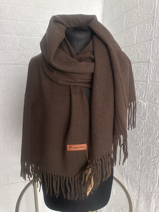 Cudownie miękki oversizowy- czekoladowy szal z kaszmirem i wełną 50/50