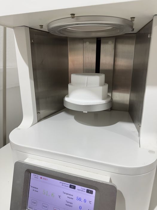 Forno de Sinterização da Ugin Dentaire