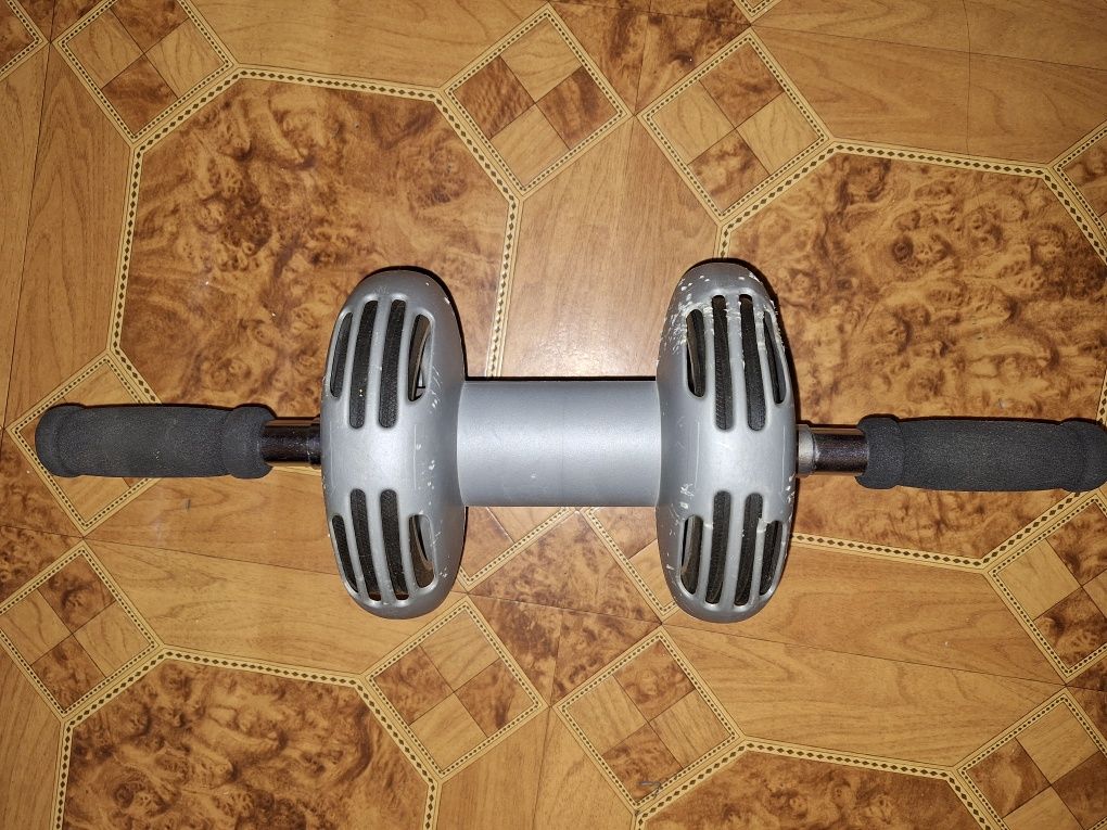 Ролик для пресса спорт