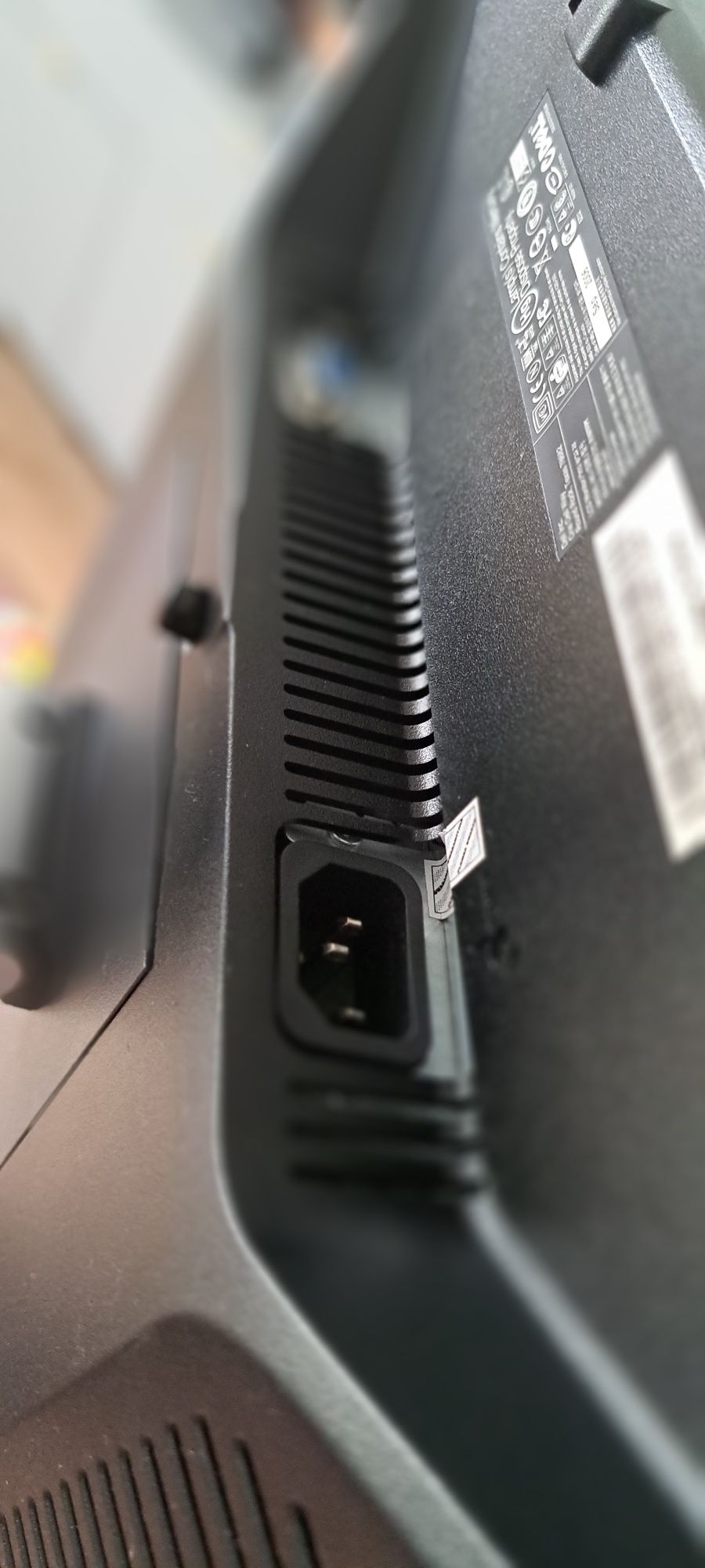 Monitor do komputera firmy Dell
